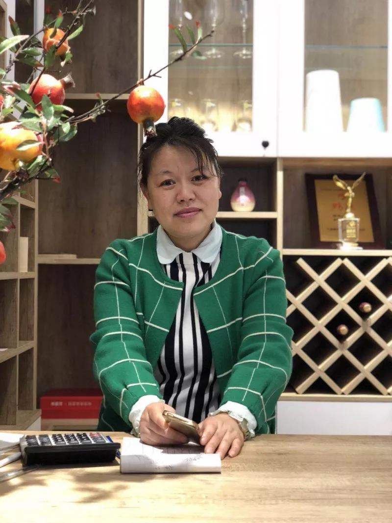 维多利亚老品牌vic(集团)官方网站